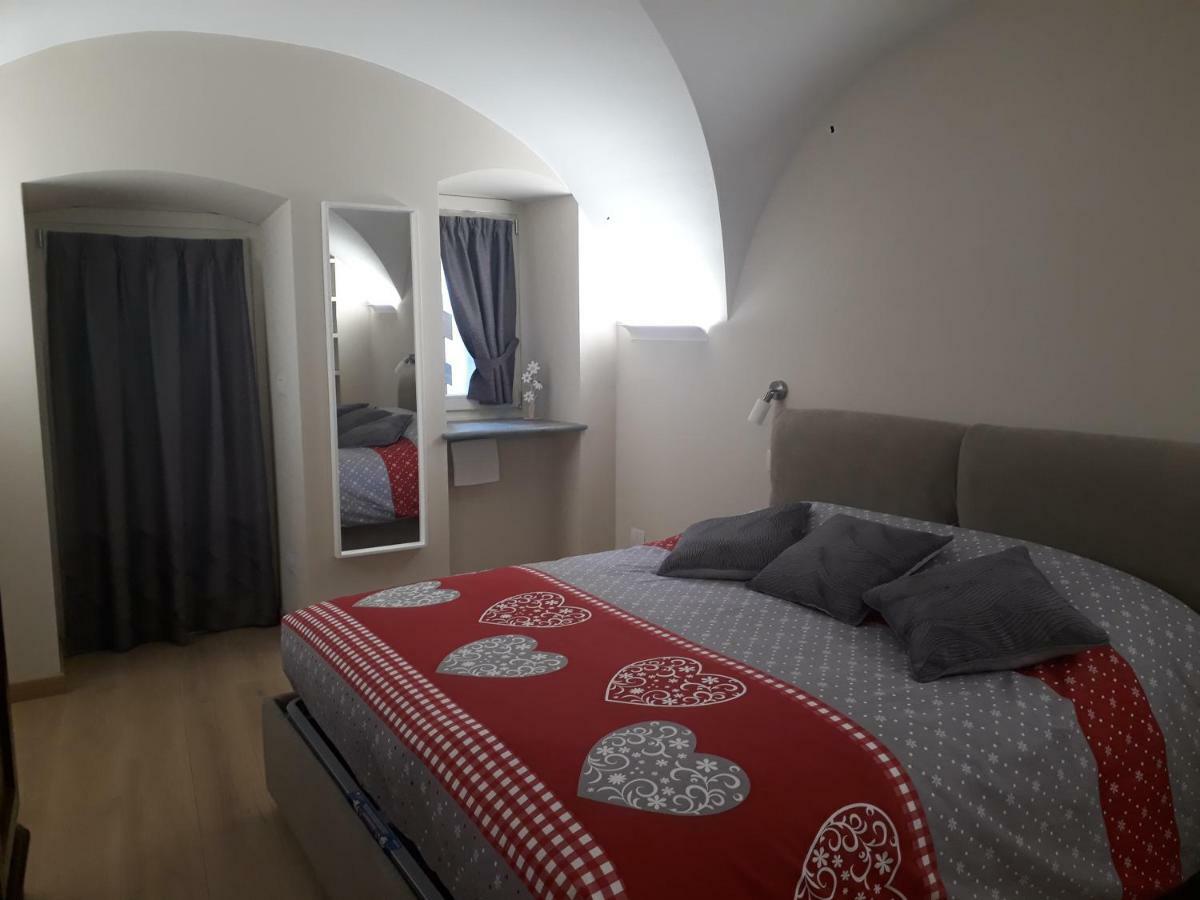 Aosta Romana Case Vacanza Екстер'єр фото
